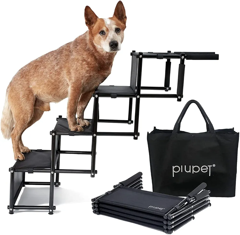 پله و شیب‌راهه خودرو سگ برند PiuPet®، با تحمل وزن تا ۸۰ کیلوگرم، قابل استفاده برای تمامی خودروها، مناسب برای سگ‌های بزرگ و کوچک، رنگ مشکی، رمپ تاشو سگ برای اتومبیل، شیب‌راهه خودرو برای سگ‌ها، ضد آب و با قابلیت تمیز کردن آسان.
